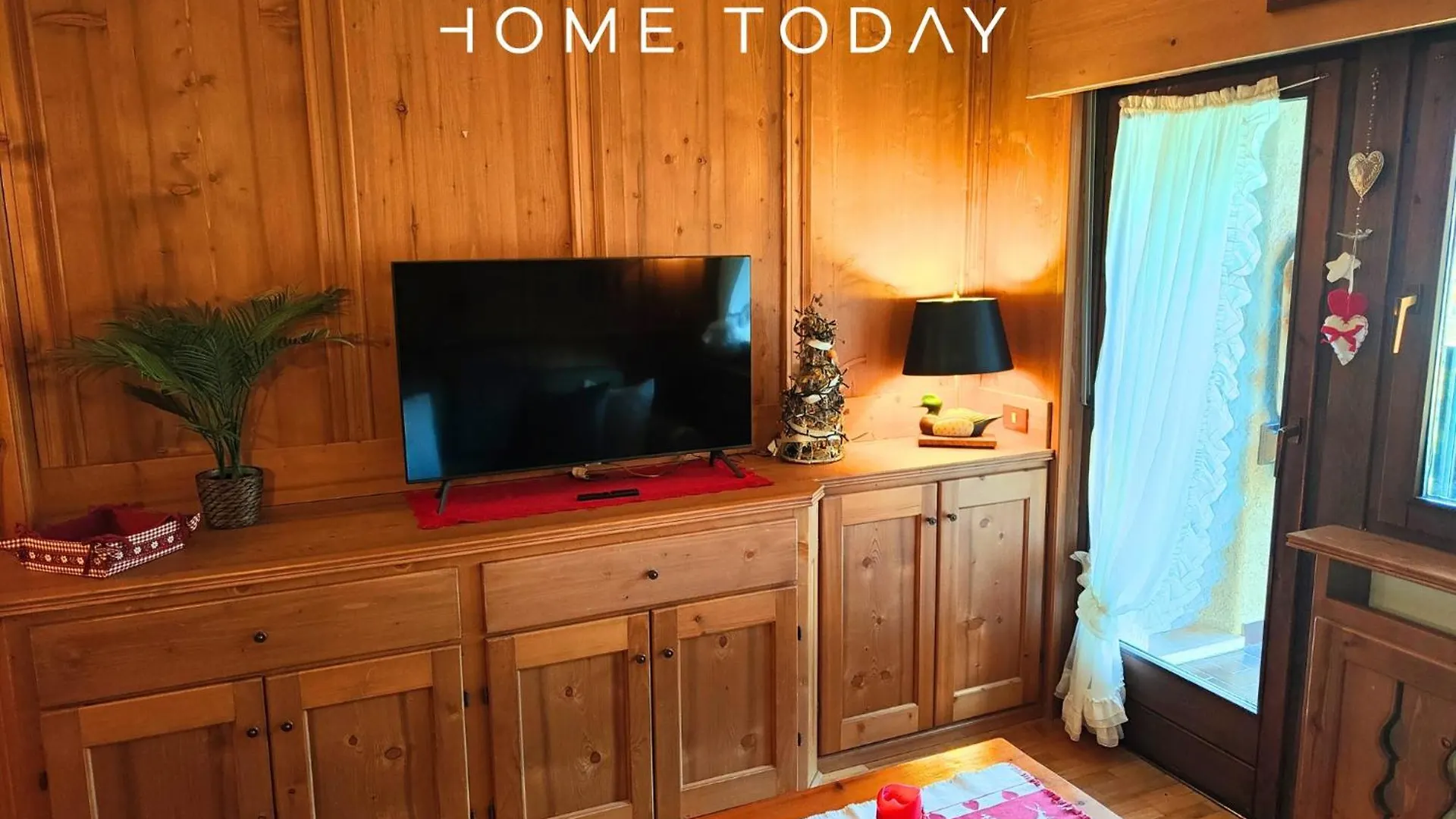 Hometoday - Appartamento Nel Cuore Di San Vito Di Cadore